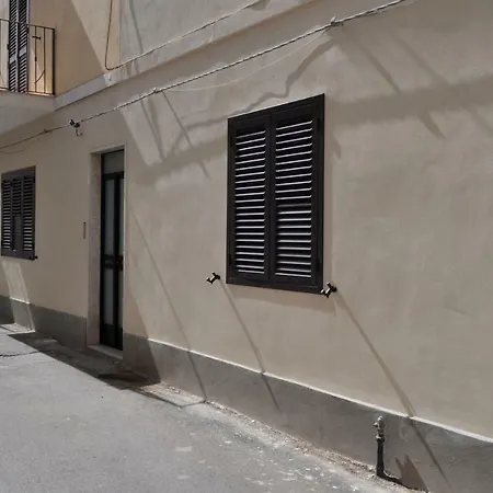 Casanetina * Noto